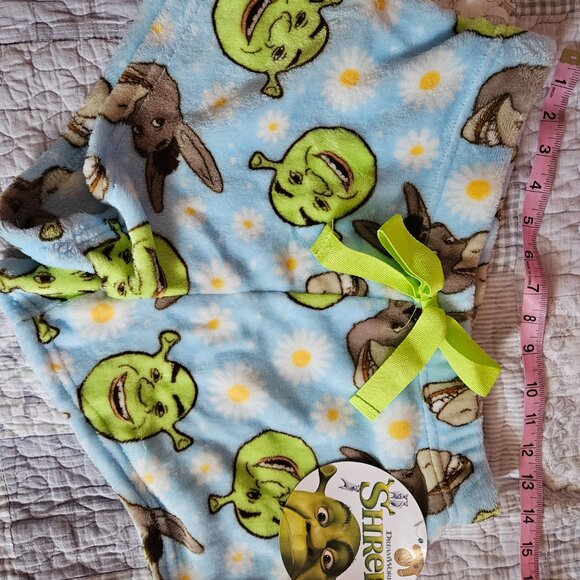 NWT Two Pairs Fuzzy Juniors Pajama Shorts Shrek & SpongeBob Mediums - Picture 4 of 5